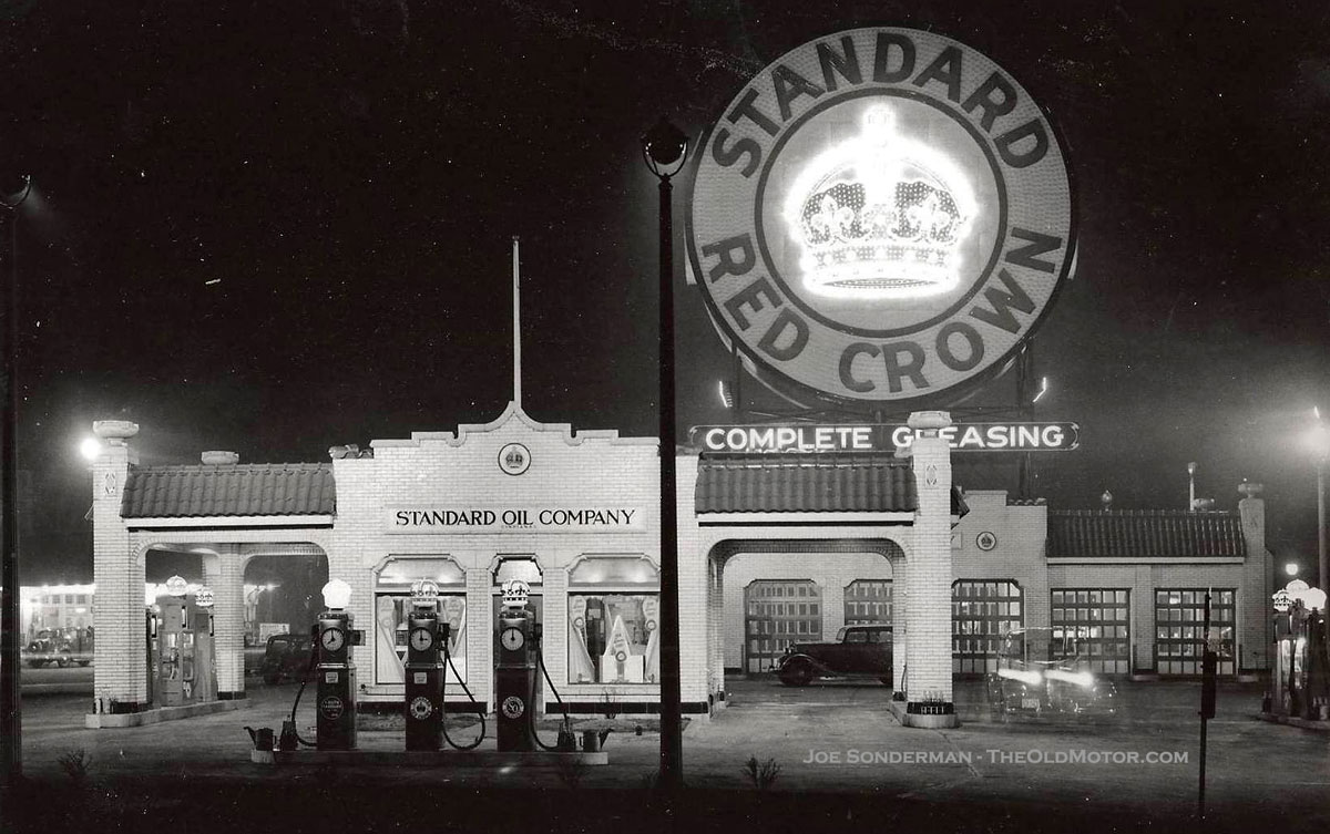 Crown Gas Station Photo 8X10-1940 Bardstown KY B&W 