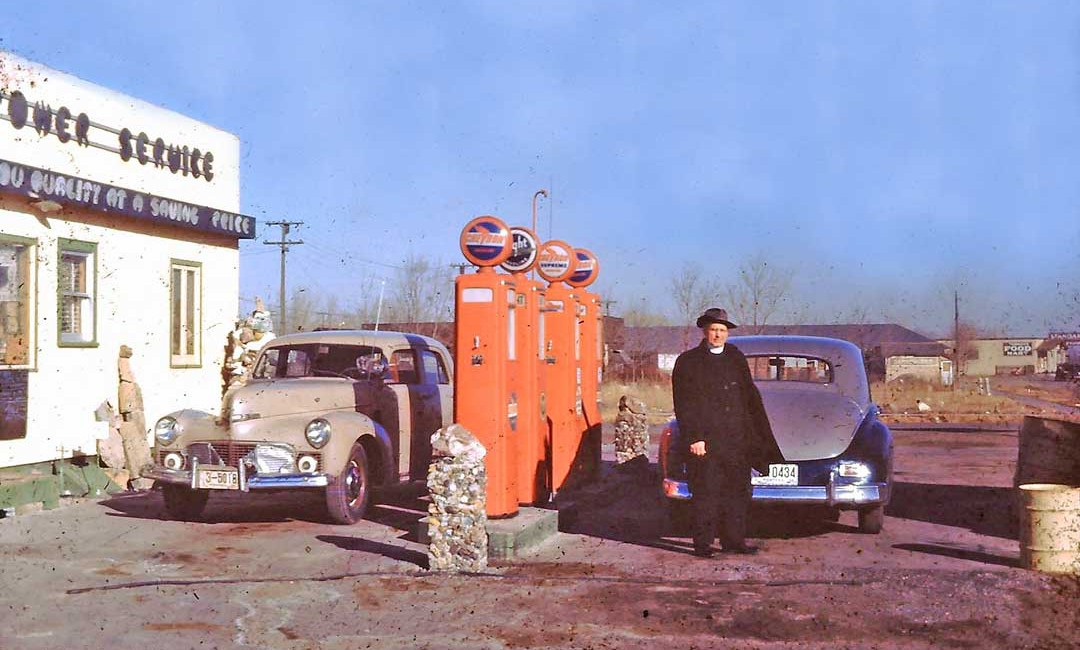 Vintage-Gas-Station-1-1080x650.jpg