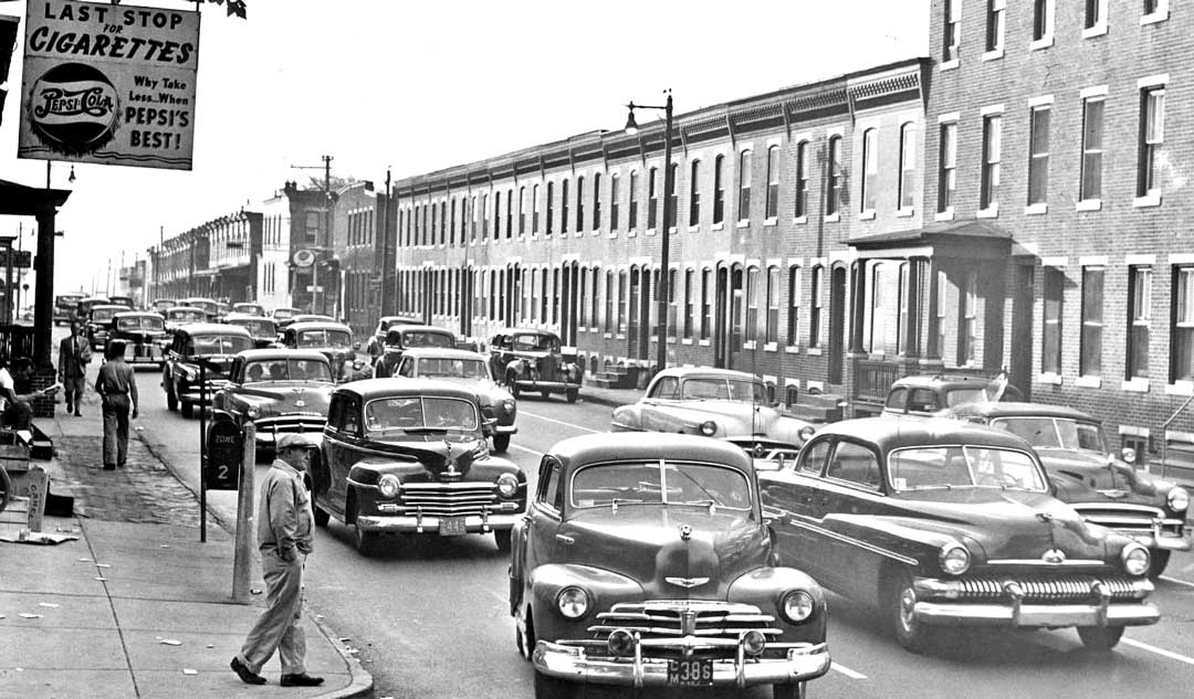 Camden-New-Jersey-street-scene-1940s-cars-1950s-cars-1.jpg