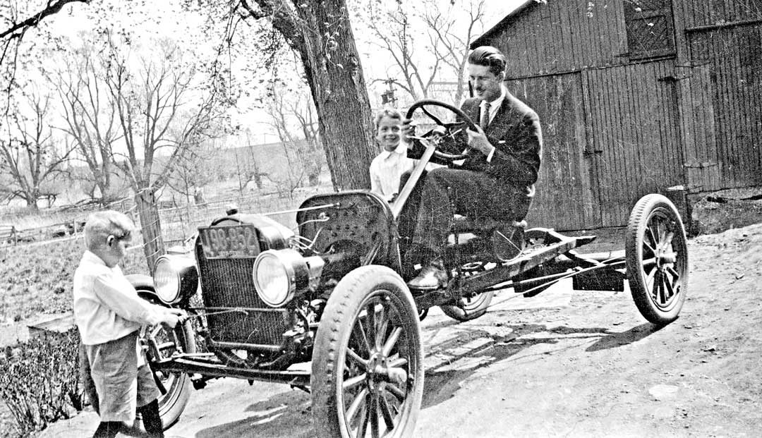 Model T Ford speedster rear frame lowering modification